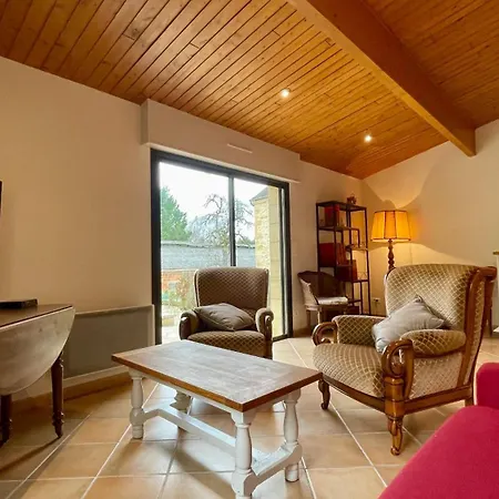 Сasa de vacaciones Maison Périgourdine Avec Jardin à 10 Min De Sarlat *