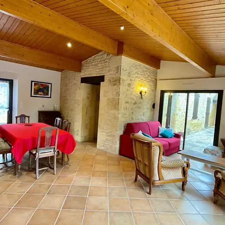 Maison Perigourdine Avec Jardin A 10 Min De Sarlat *