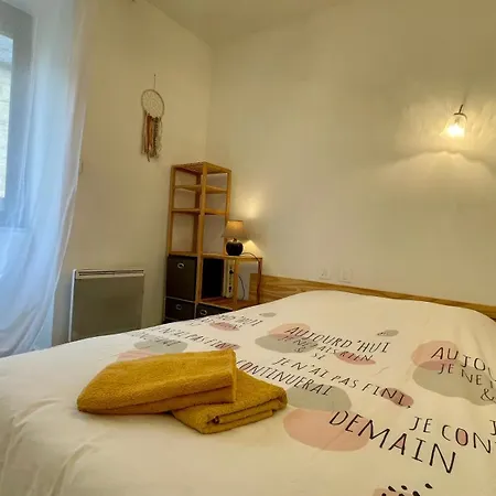 Maison Perigourdine Avec Jardin A 10 Min De Sarlat * Saint-Crépin-et-Carlucet