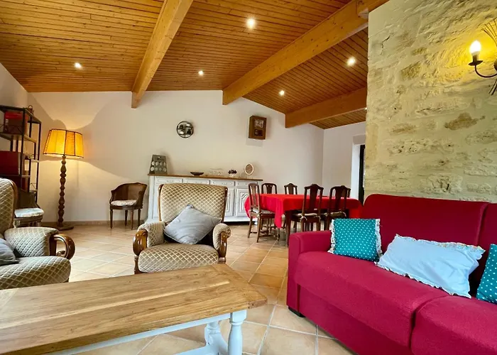 Maison Périgourdine Avec Jardin à 10 Min De Sarlat Сasa de vacaciones *