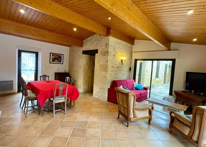 Maison Périgourdine Avec Jardin à 10 Min De Sarlat *