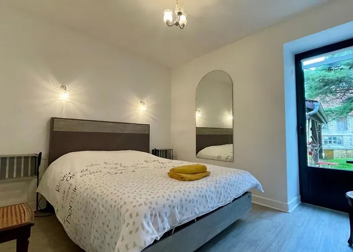 Maison Périgourdine Avec Jardin à 10 Min De Sarlat * Saint-Crépin-et-Carlucet