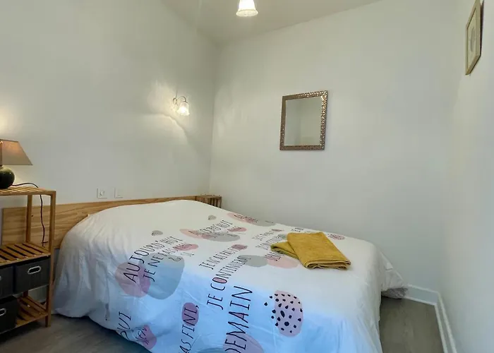 Maison Périgourdine Avec Jardin à 10 Min De Sarlat *